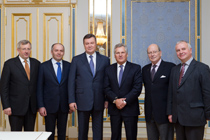 Meeting of the Board of Yalta European Strategy with the leadership of Ukraine and political leaders