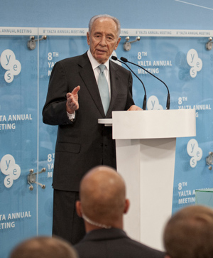 Shimon Peres